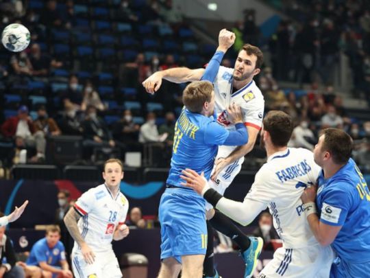 Україна розгромлена олімпійськими чемпіонами на гандбольному Євро-2022: відеоогляд матчу