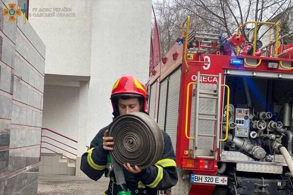 В Одессе произошло два пожара: погиб мужчина 