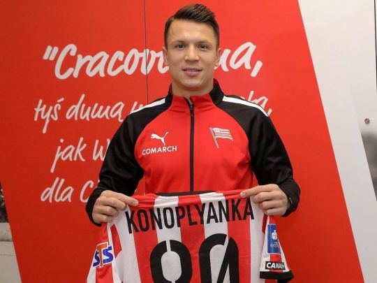 Спроба номер три: Євген Коноплянка став футболістом європейського клубу