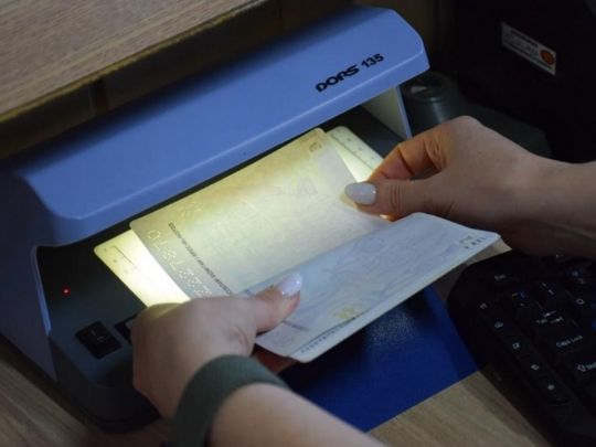 Аби втекти від військової служби, українець «поховав» дружину