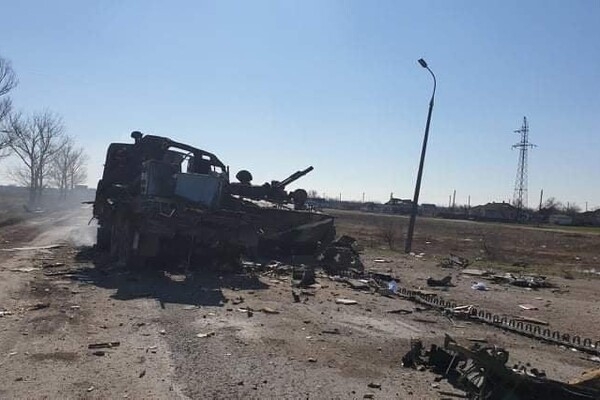 Одесские бойцы угнали у российских оккупантов танк