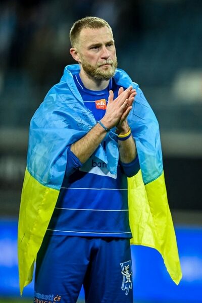 &laquo;Молюся й&nbsp;плачу&raquo;: Безус став героєм матчу чемпіонату Бельгії та&nbsp;закликав закрити небо над Україною (відео)