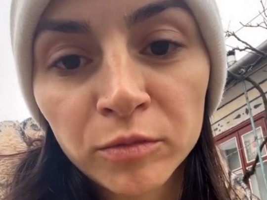 Окупанти зруйнували будинок Гвоздьової: у відповідь вона гнівно звернулася до Путіна, пообіцявши «залити в фундамент» всіх його покидьків