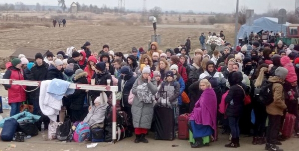 Украинцы продолжают спасаться от войны: в каких странах оказывают помощь