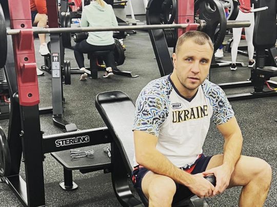 Відомий український боксер, який бився за чемпіонський титул, вступив у тероборону
