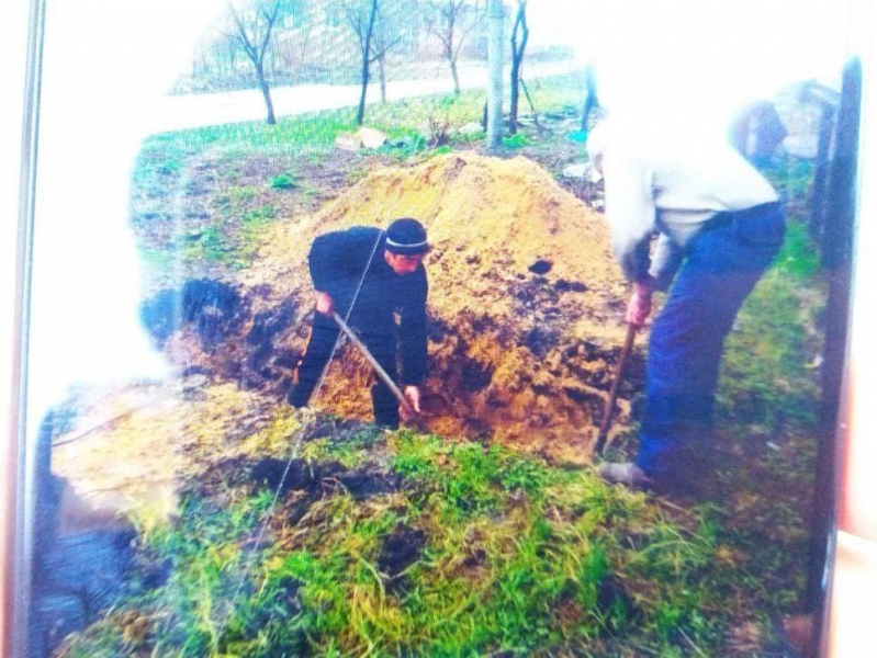 «Я просив: якщо в Бога віруєте, не вбивайте сусіда, він дуже добра людина»: історія мешканця Бучі