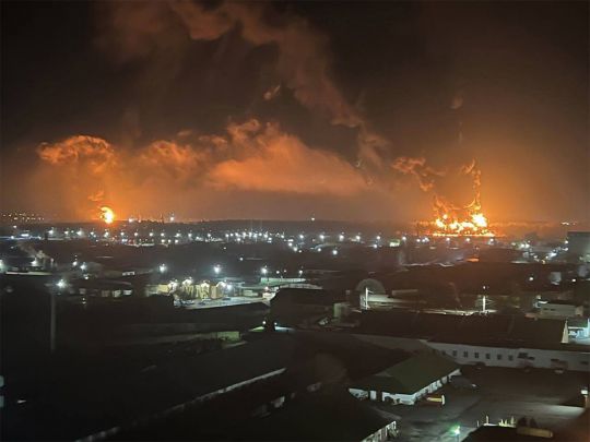 росія у&nbsp;вогні: вночі у&nbsp;Брянську загорілася нафтобаза та&nbsp;склад боєприпасів (фото, відео)