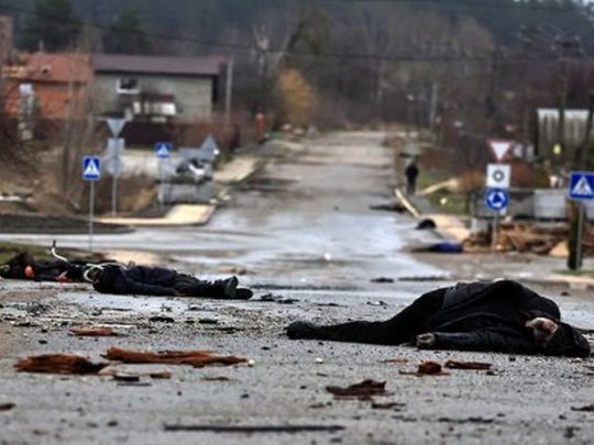 «Ті, кого ми поховали, були з простреленими потилицями, вирізаними щоками»: свідок про звірства рашистів у Бучі