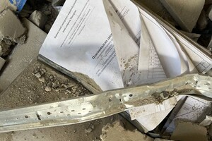Одесские спасатели показали, как ликвидировали последствия ночного обстрела 
