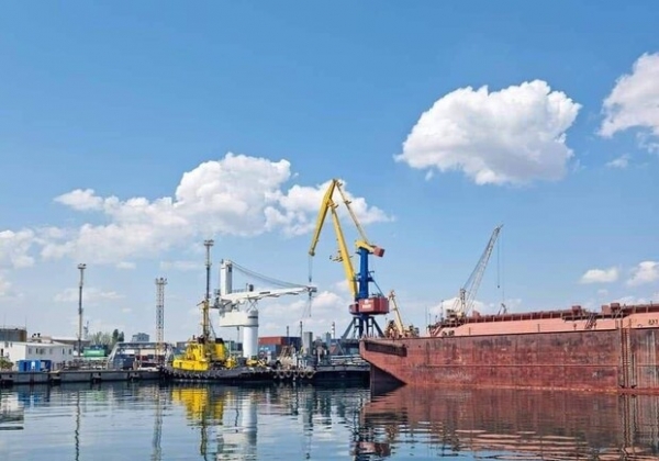Обстрел Одесского порта: реакция мировой общественности, украинских политиков и Одесской ОВА