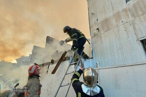 Замеры воздуха на Дерибасовской и откачка воды: как прошли сутки у одесских спасателей 