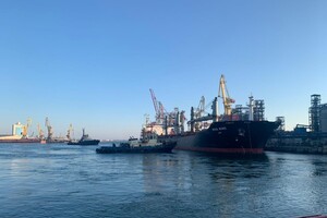 Сегодня из портов Одессы и Черноморска отправятся еще четыре судна с зерном (обновлено)