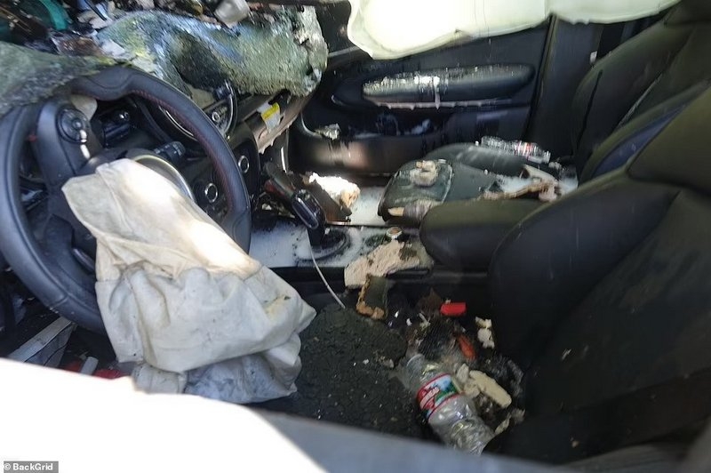 Рятувальники більше години витягували голлівудську зірку Енн Гейч з понівеченого автомобіля