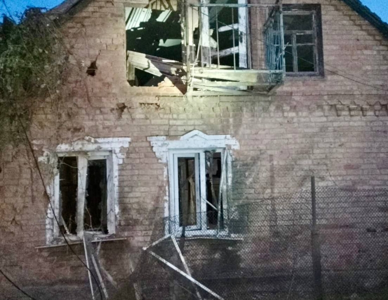 Російський ворог десять разів бив по Дніпропетровській області: постраждали два райони (фото)