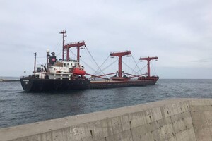 Из портов Одесской области вышли еще восемь кораблей с украинской агропродукцией