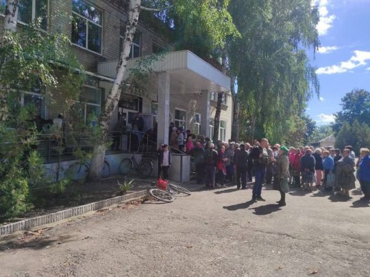 Балаклію звільнено: ЗСУ підняли над містом прапор України (відео)