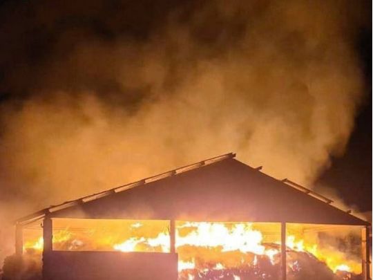 Окупанти атакували три райони Дніпропетровської області: одну з ракет ворога вдалося збити (відео)