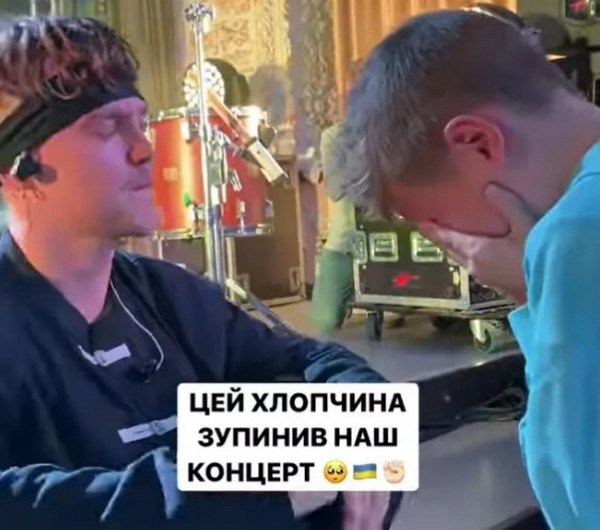 Плакали всі: Артем Пивоваров зупинив концерт, щоб поговорити з дитиною
