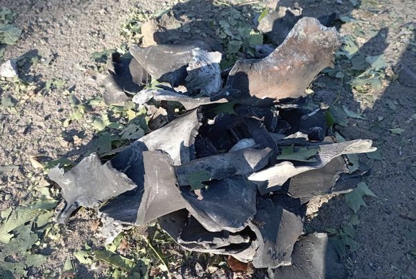 Ворог вдарив по Миколаєву: постраждали медустанови та житлові будинки (відео, фото)