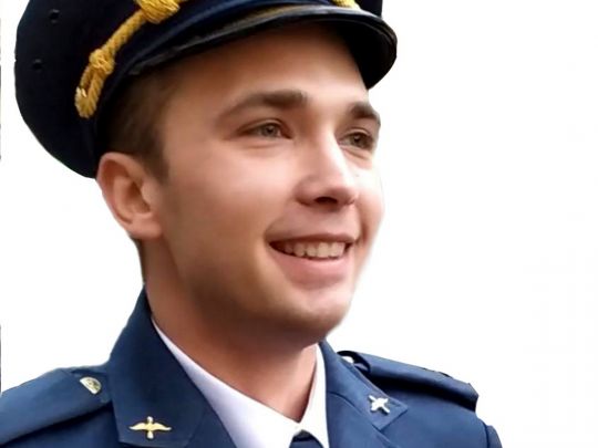 «Це він відвернув увагу повітряних російських бандитів»: у Василькові поховали льотчика, який посмертно став Героєм України