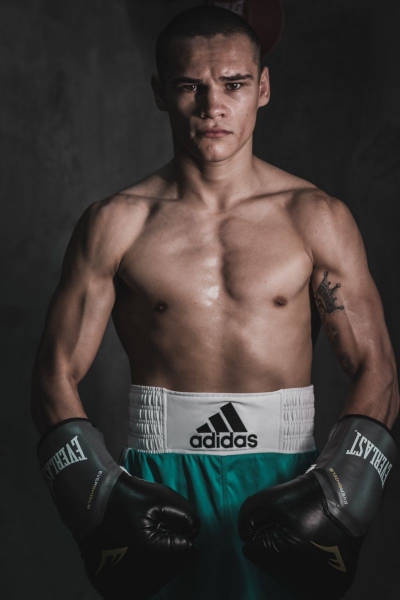 Непереможний український боксер підписав контракт на чемпіонський бій на знаменитому «Уемблі»: відомі суперник і дата