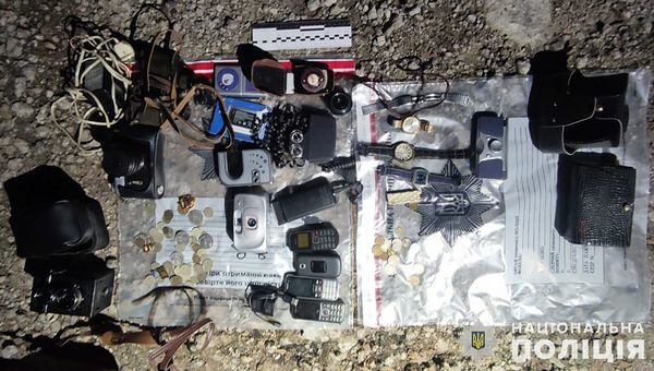 Позарився на&nbsp;8 тисяч грн та&nbsp;радянські монети: у&nbsp;Запоріжжі хлопець вбив чоловіка, у&nbsp;якого винаймав квартиру