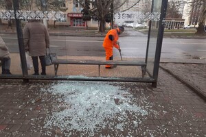 С начала года вандалы повредили 17 остановок в Одессе