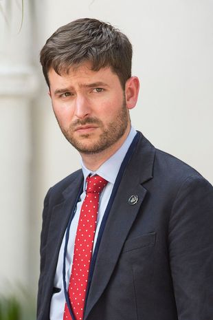 Король Чарльз нагородив помічника, який назвав Меган Маркл «задиракою», — ЗМІ