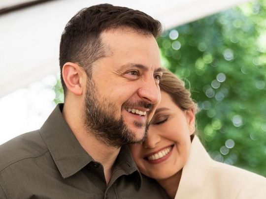 «Той самий хлопець, якого я зустріла, коли нам було по сімнадцять»: перша леді зворушливо привітала Володимира Зеленського з 45-річчям