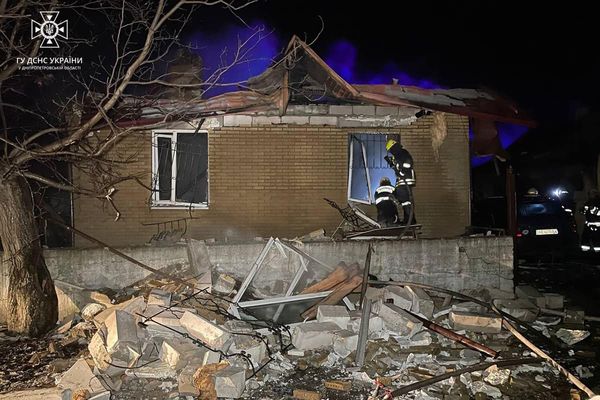 Пожежа у приватному будинку в Дніпрі: загинув чоловік, постраждала жінка