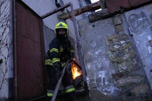 В Одессе горел мини-отель: есть пострадавший