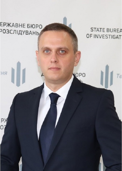 Колишній СБУ-шник з Донбасу став корупційною зіркою ДБР. Чиїм коштом розкішне життя Євгена Талантова та його сім’ї в столиці?