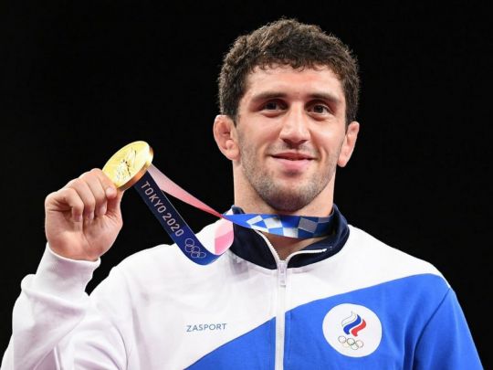 Батько олімпійського чемпіона з росії загинув у жахливій ДТП: момент аварії потрапив на відео