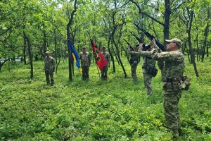 Защищал Украину под Бахмутом: в Одесской области простились с Героем-пограничником