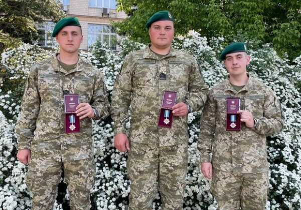 Защитникам острова Змеиный вручили государственные награды