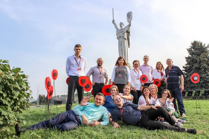 Підірвали київські мости разом із людьми, які на них перебували: історик про радянські злочини в Україні під час Другої світової війни
