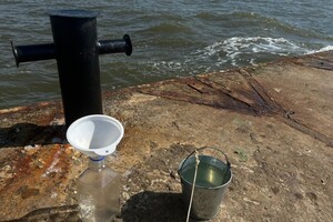 На нескольких пляжах Одессы и Одесской области снизилась соленость воды в Черном море