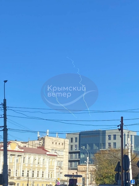 Росіяни вдарили «Оніксами» по судноремонтному заводу в Одесі (фото, відео)