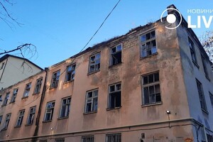 Пострадали более двух десятков авто и 20 домов: как выглядит центр Одессы после удара ракетами 