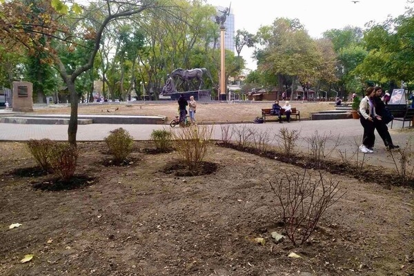 В Одессе преображают Старобазарный сквер