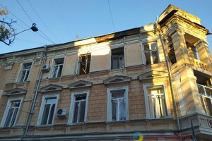 Пострадали более двух десятков авто и 20 домов: как выглядит центр Одессы после удара ракетами 