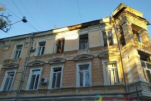 Пострадали более двух десятков авто и 20 домов: как выглядит центр Одессы после удара ракетами 