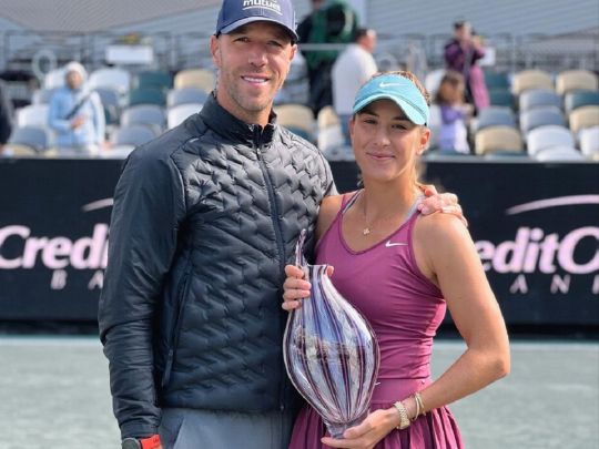 Олімпійська чемпіонка повідомила про вагітність: майбутній батько дитини старший за неї на 15 років (фото)
