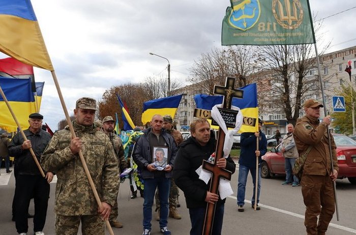 Зв’язок з ним обірвався у лютому: біля Волновахи загинув вчитель з Черкащини