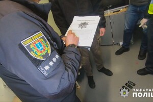 В Одессе псевдоплемянник выманил у своей "тети" 74 000 гривен