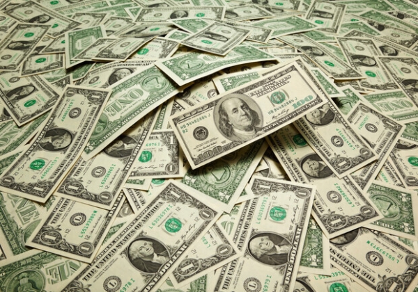 Курс валют в Украине 6 февраля 2024 года: сколько стоит доллар и евро
