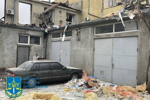 Прокуратура начала расследование: как выглядит место "прилета" в Одессе утром