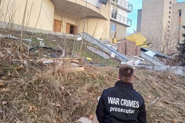 Во время ночного "прилета" в Одессе пострадали двое полицейских: прокуратура начала расследование 