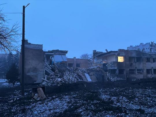 Нічна атака ворога: на півдні внаслідок падіння уламків БПЛА сталася пожежа на об’єкті інфраструктури