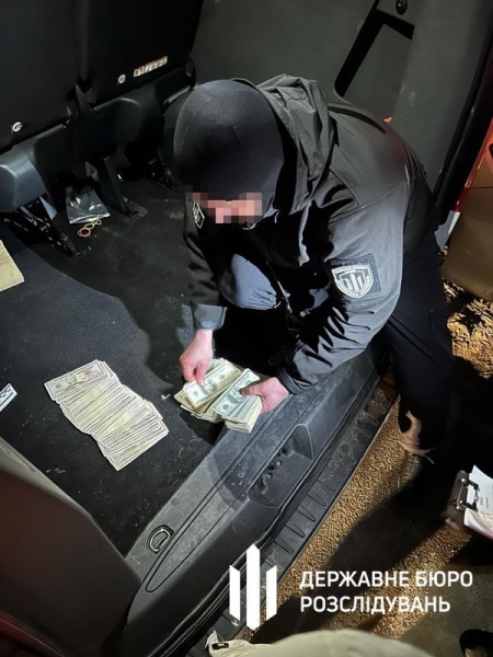 Списували форму та продавали через мережу: в Теробороні Києва виявлено махінації на мільйони гривень